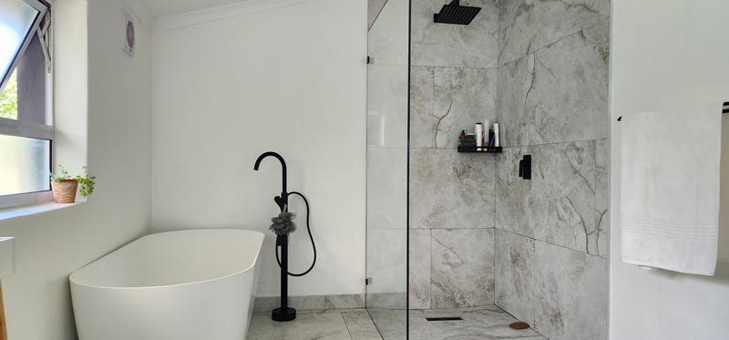 3 Bedroom Property for Sale in Glenhaven Western Cape